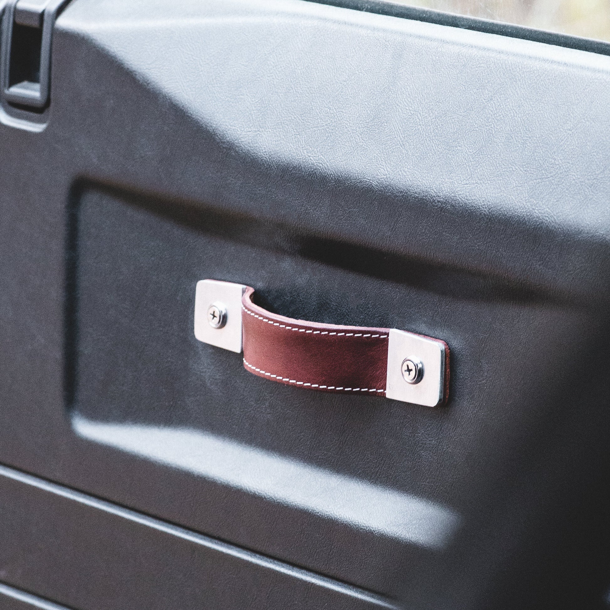 Leather door handles for Land Rover Defender | Give your Land Rover a special look with the addition of leather details. Handmade in Tasmania, these handles are specifically designed and made for the Land Rover D | Leather door handles - Kohutt™ | Borne of the Sea