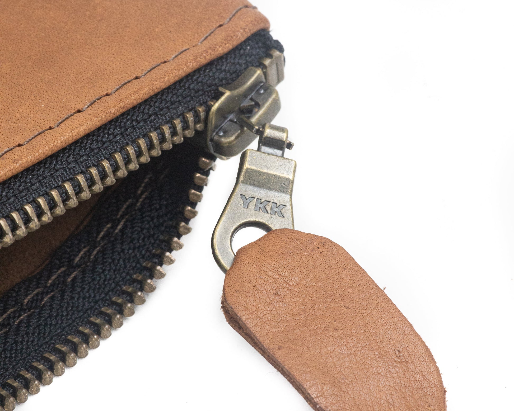 Leather tool zipper pouch - Kohutt™ | Borne of the Sea