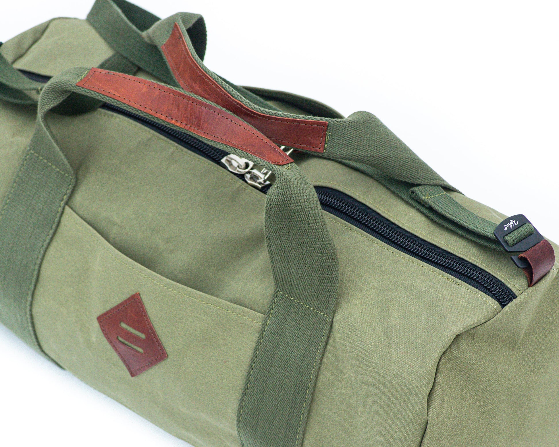 Voyager duffel bag in eucalyptus - Kohutt™ | Borne of the Sea