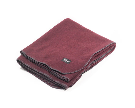 Wool blanket in coral oxide (new!) - Kohutt™ | Threadworks