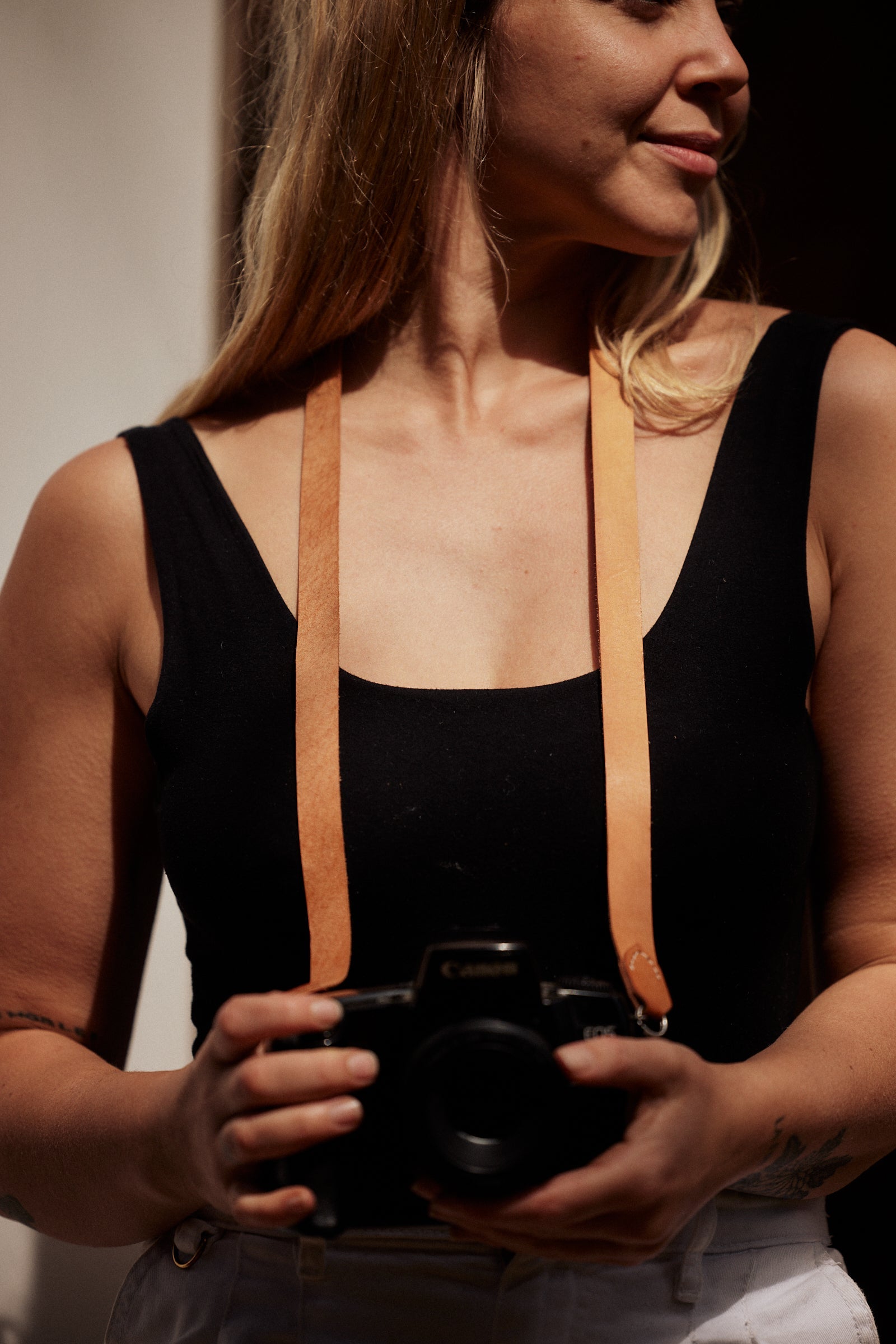 Minimalist camera strap with split rings - Kohutt™ | Borne of the Sea