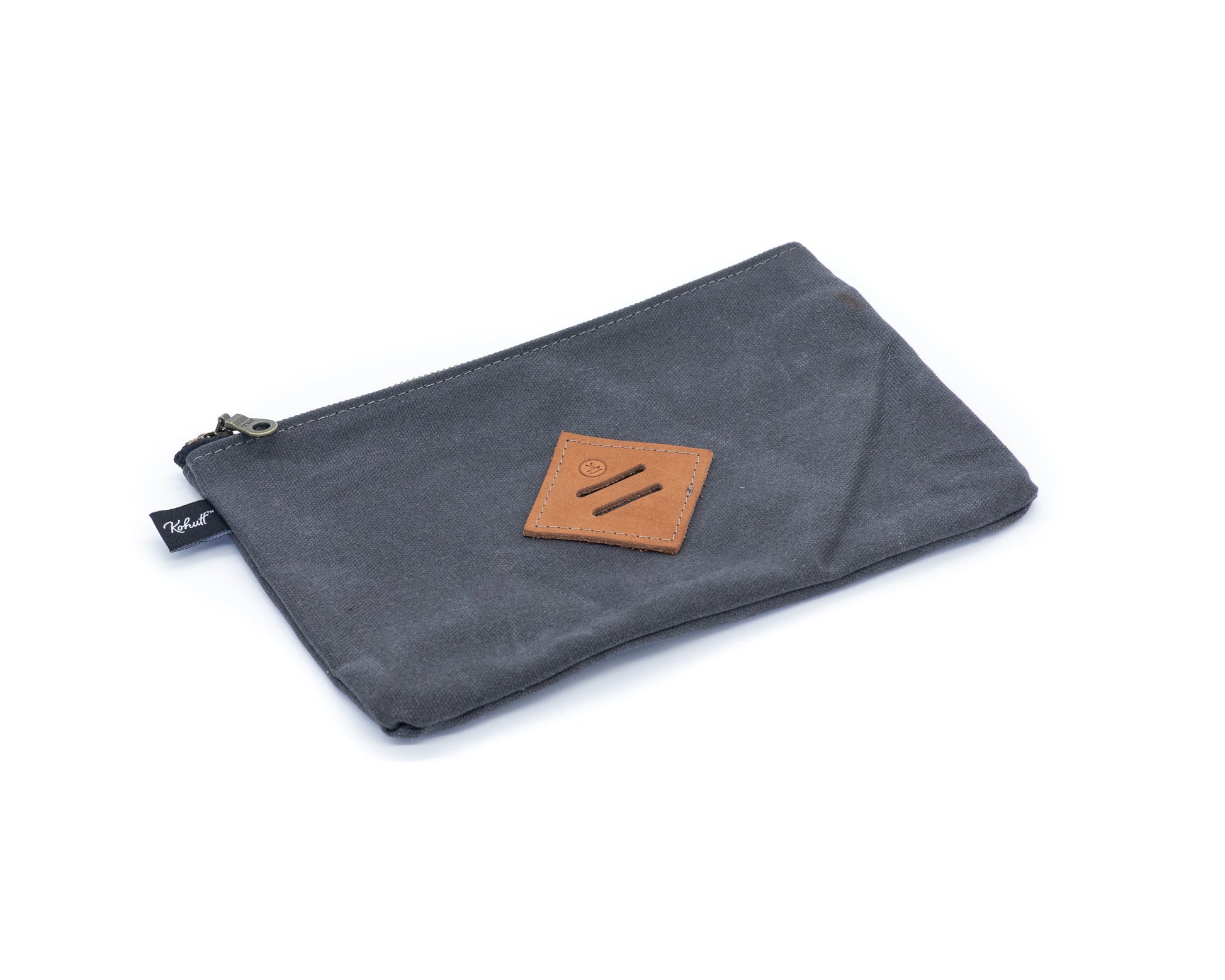 Waxed canvas field zipper pouch | READY TO SHIP WITH NO LEADTIME
A general purpose EDC (everyday carry) field pouch, designed for carrying tools, utensils, travel documents/passports, digital devices | Waxed canvas field zipper pouch - Kohutt™ | Borne of the Sea